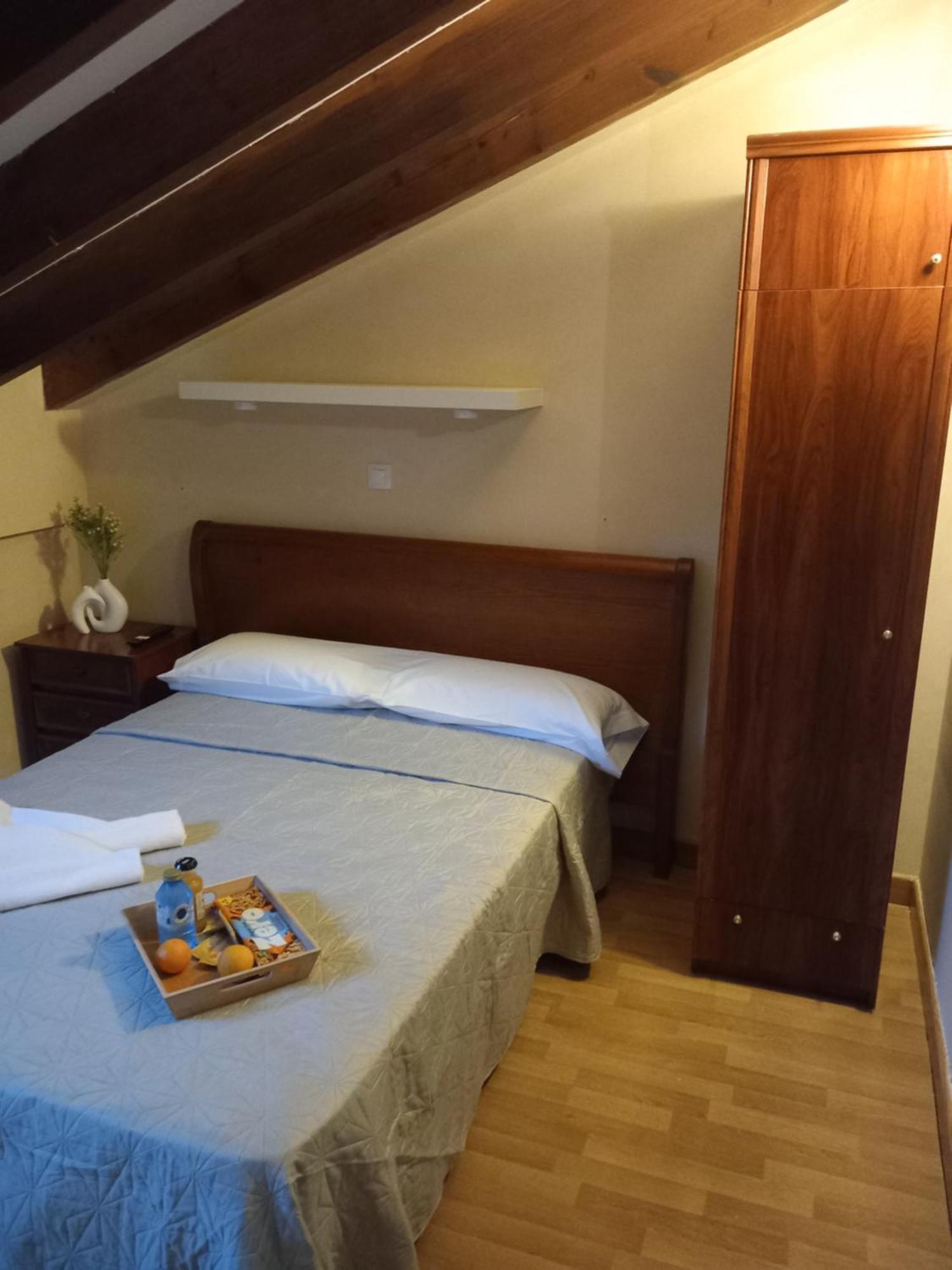 Hosteria Rio Negro Bárcena de Cicero Eksteriør bilde